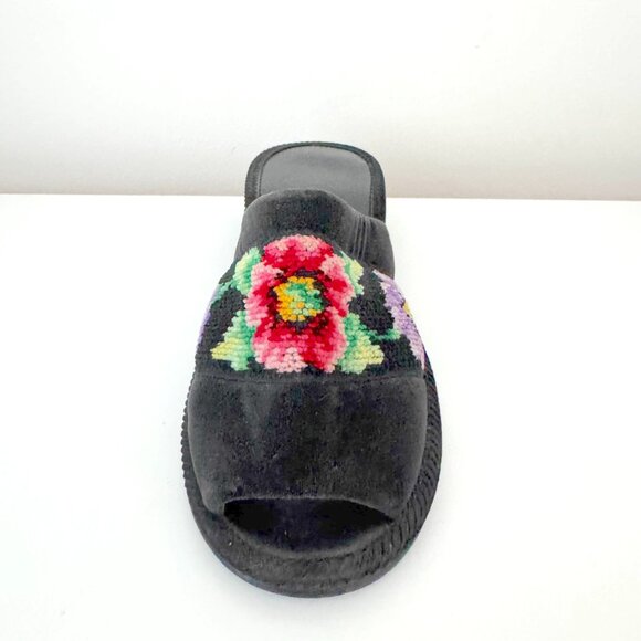 Feiler Women Black Heeled Slippers - Picture 7 of 10